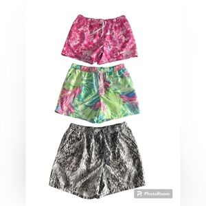 BUNDLE 3 ** REEL Legends Women's outdoor performance outfitters shorts Sz MED